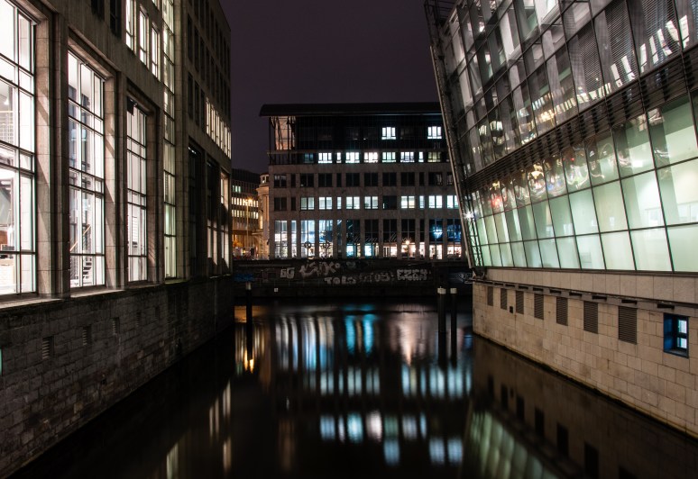 Nikon D90, Nikkor AF-S 18-105VR, RAW, Lightroom