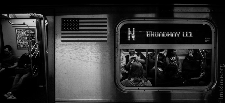 Subway NYC / Nikon D600 / Nikkor 28-105D / ISO 2500 / RAW / Lightroom